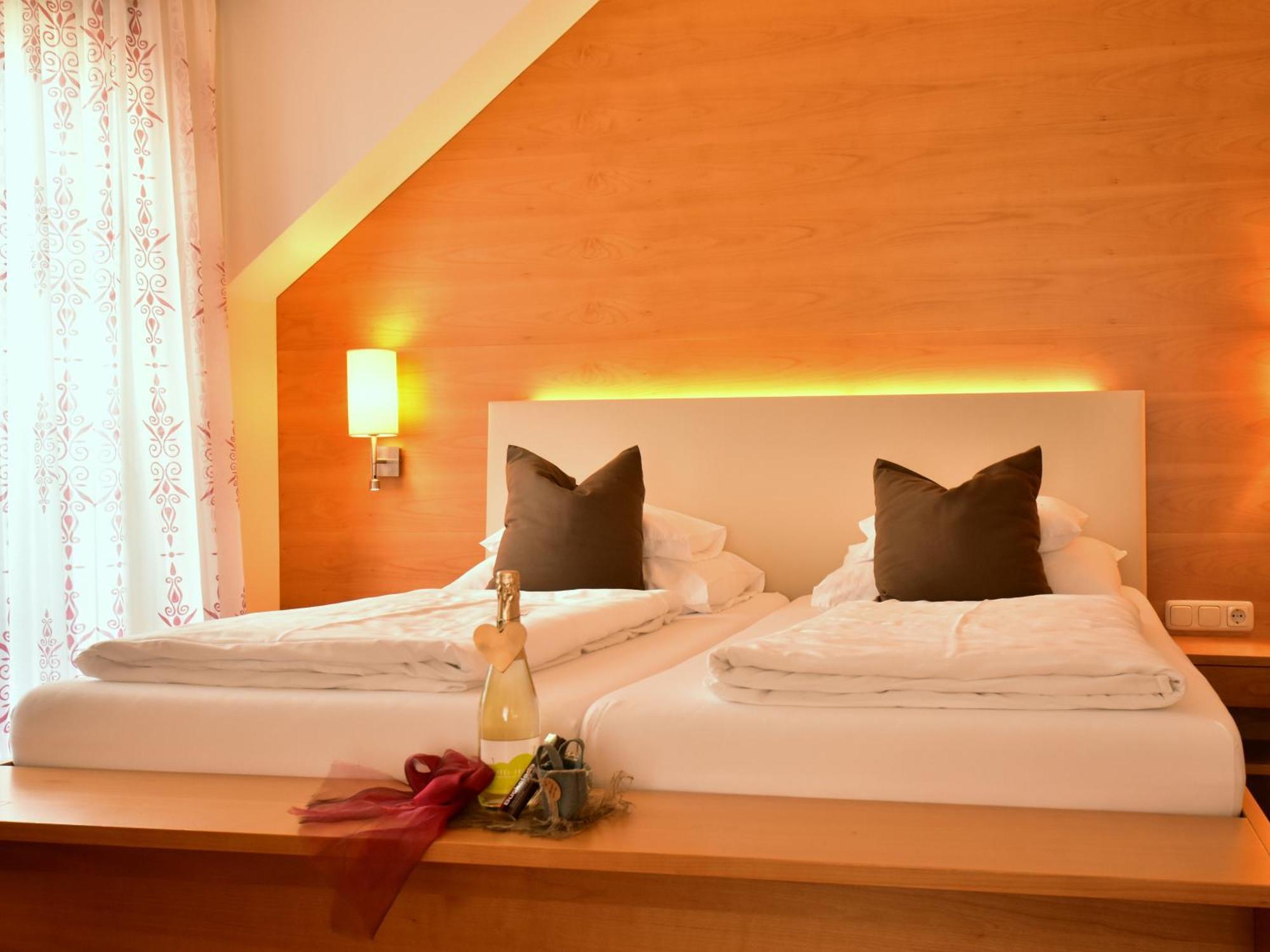Vitalzeit Hotel Weber Bad Schönau Buitenkant foto