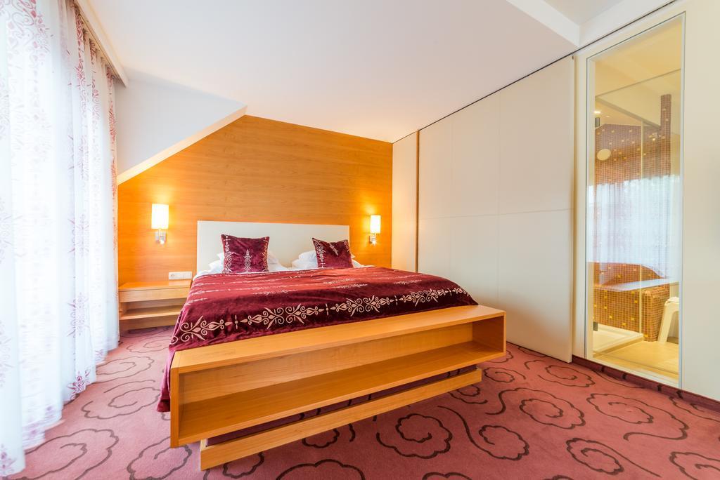Vitalzeit Hotel Weber Bad Schönau Buitenkant foto